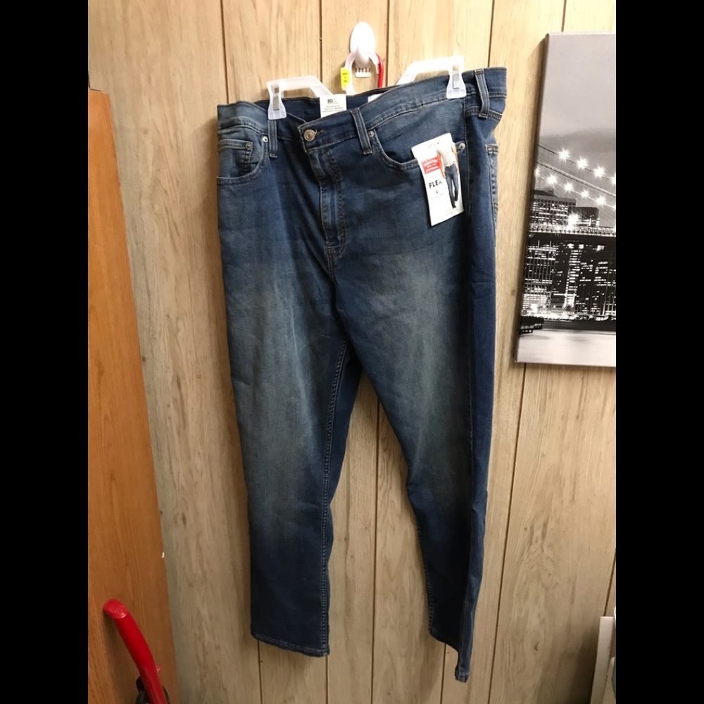 New with tags Levi Strauss signature slim 38 x 30